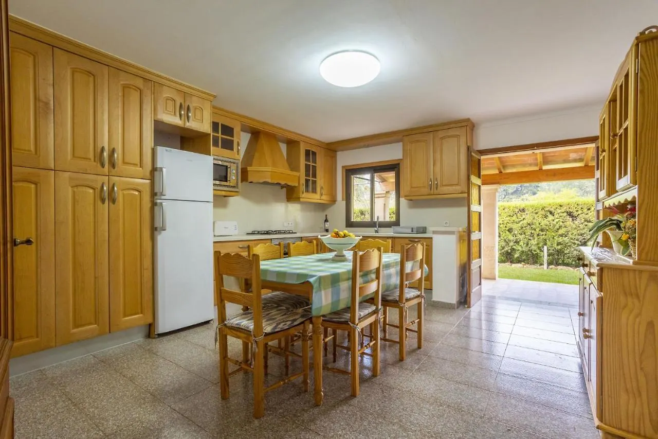 Villa Isern Family Pollenca 0*,